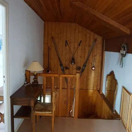 Duplex Spacieux Et Ensoleille Avec Vue Sur Les Montagnes * Font-Romeu-Odeillo-Via